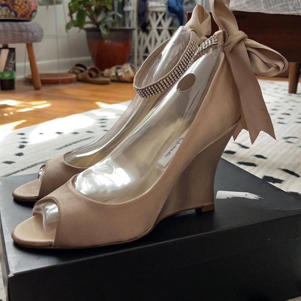 [Nina] Emma Wedge Wedding Heel - Picture 7 of 13